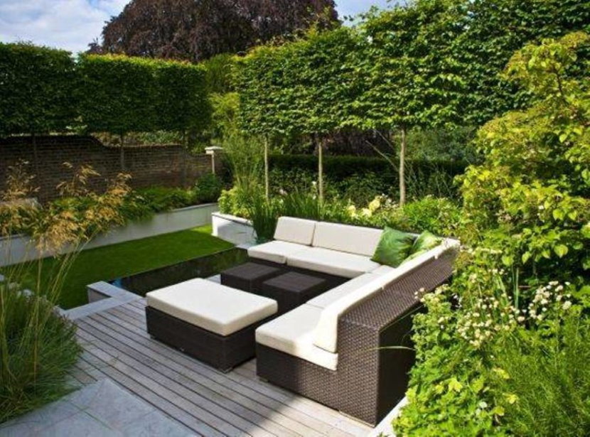 nettstedet klaring i hagen i stil med minimalisme