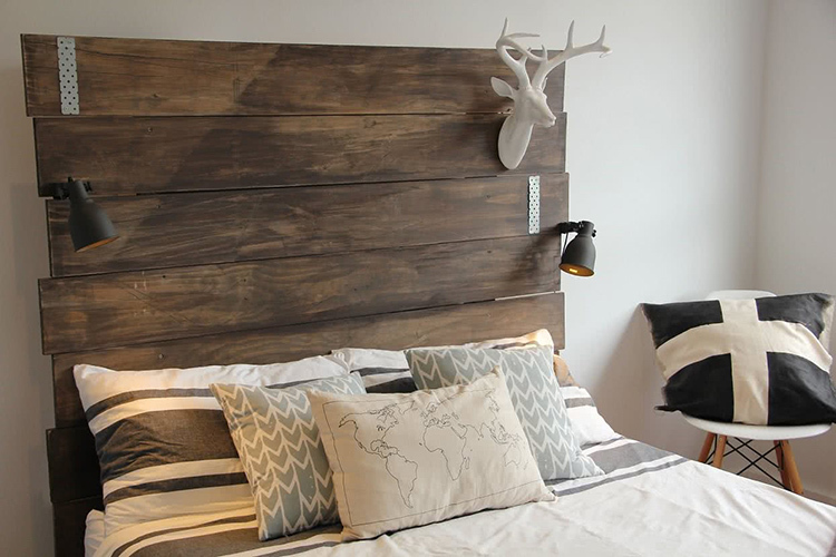 Wood is an environmentally friendly universal material suitable for making solid headboards in various styles