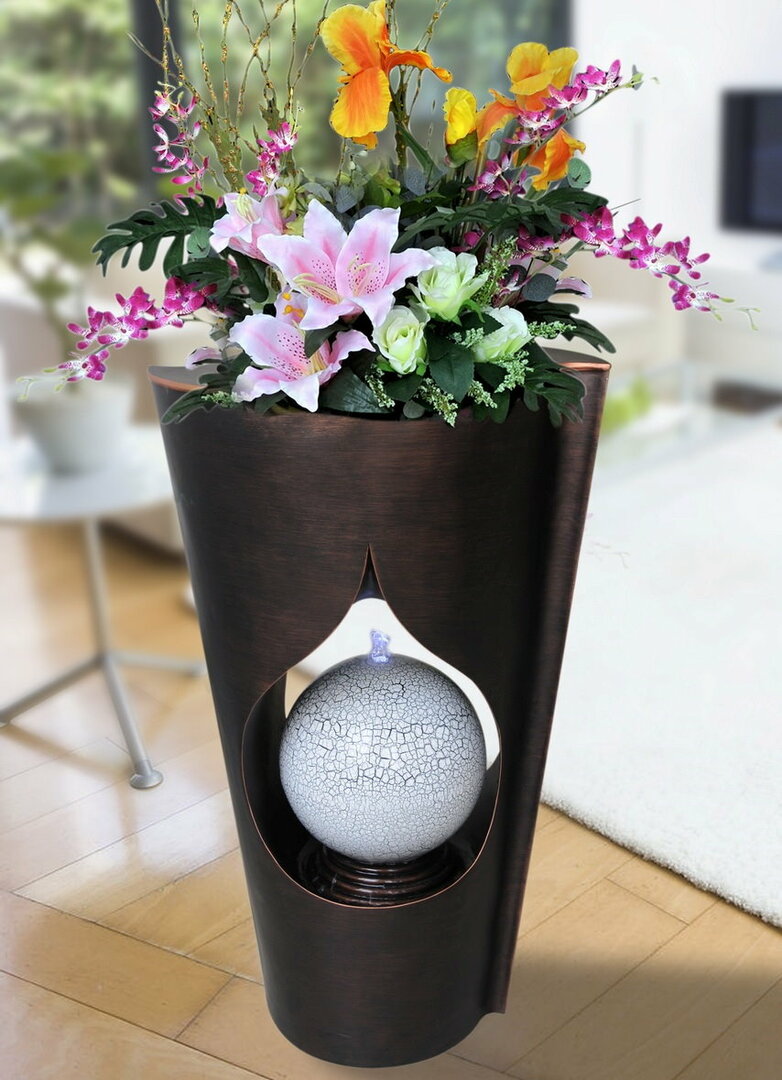Bordfontæne i form af en vase med blomster