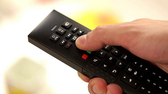 Controle remoto universal para TV, ar condicionado, decodificadores e outros equipamentos
