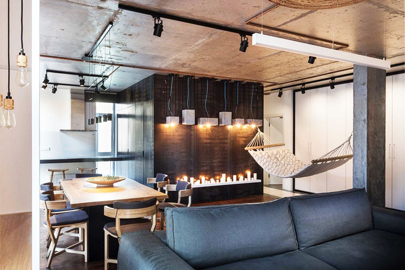 Loft-style furniture is an important touch in the interior