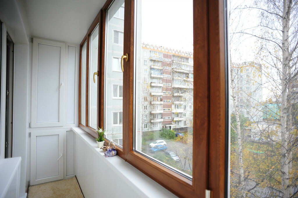 Laminated plastic windows for wood