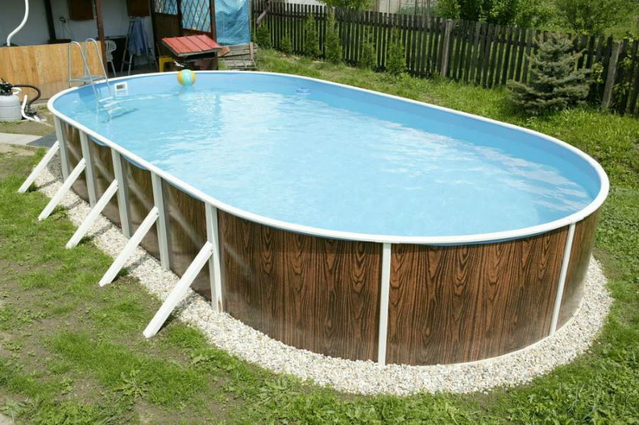 Oval sectional pool in the garden
