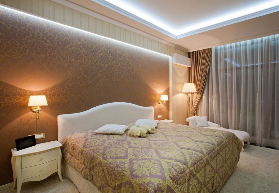 Classic style bedroom lighting