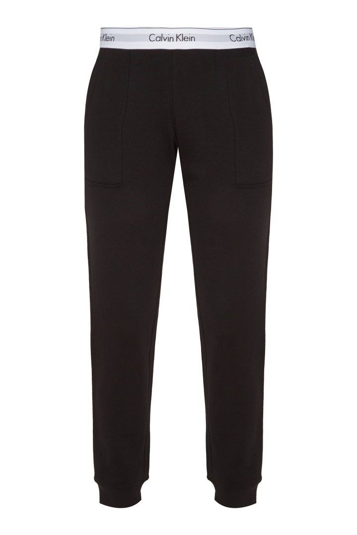 Black trousers with contrast belt