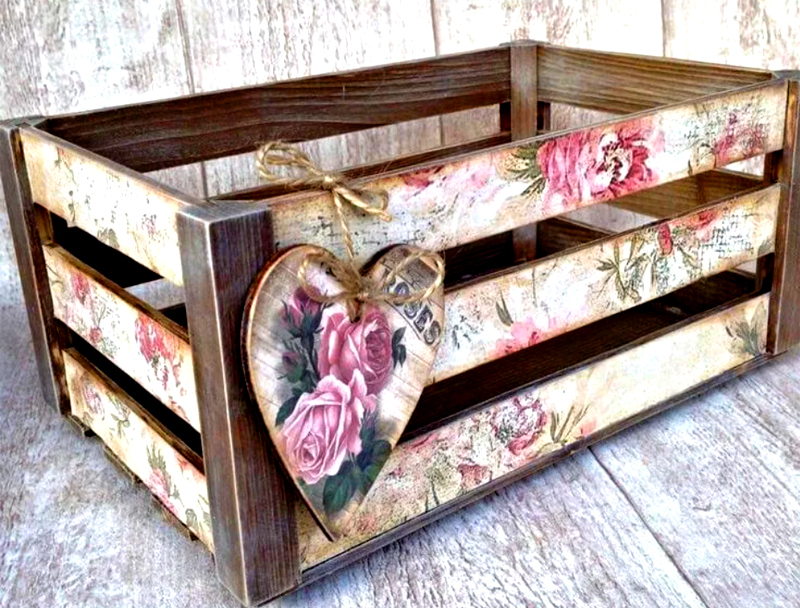 Decoupage boxes can be selected in different sizes and heights - so you hide everything you need in them