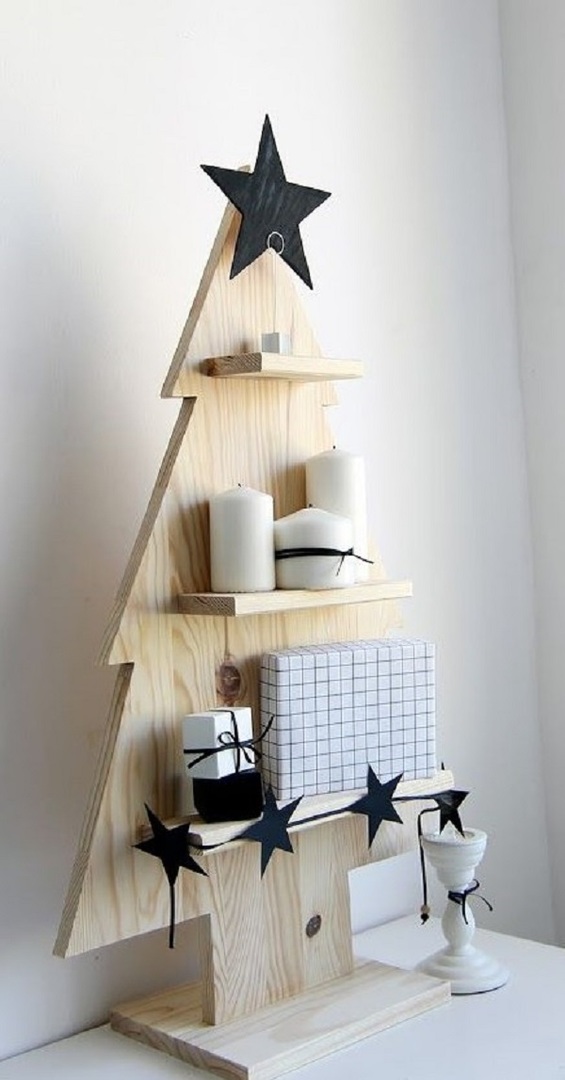 What kind of Christmas tree set in a tiny apartment