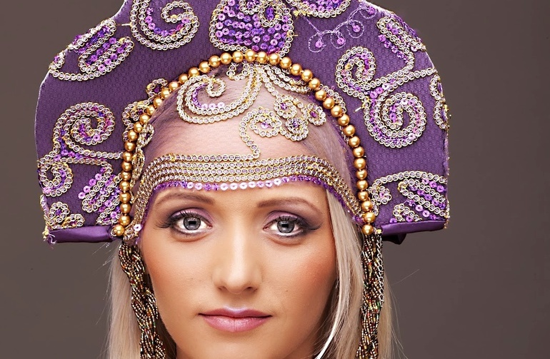 Kokoshnik: history and tradition to wear headgear, master classes on making a step by step instructions