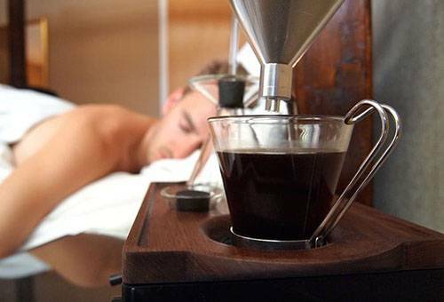 A kávéfőző tisztítása: milyen gyorsan és helyesen oldja meg a méretet és a szennyezést?