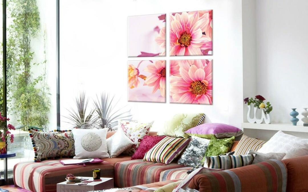 Modular paintings: photo in the interior of the living room, the correct location in the room