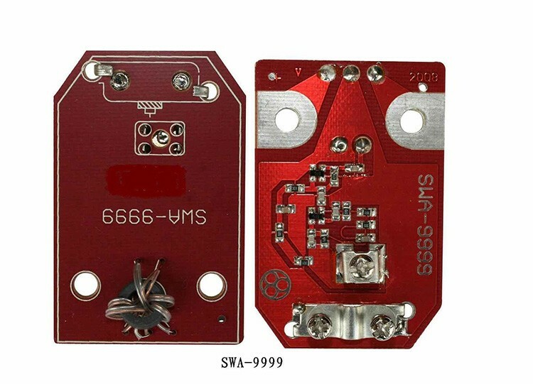 SWA - 9999 Plošča ima niz kondenzatorjev in uporov, ki so potrebni za dosego želenih lastnosti