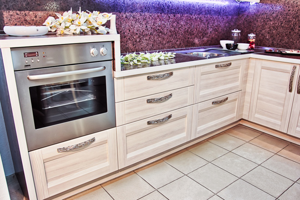 Saving space is one of the advantages of an oven cabinet