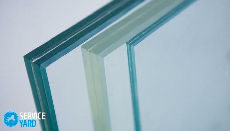 Ako vytrieť lepené sklo zo skla?