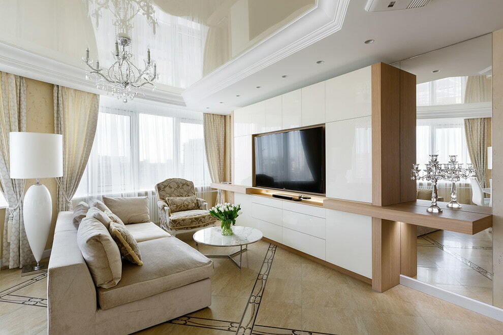 Mueble combinado con nicho de TV en la sala de estar.