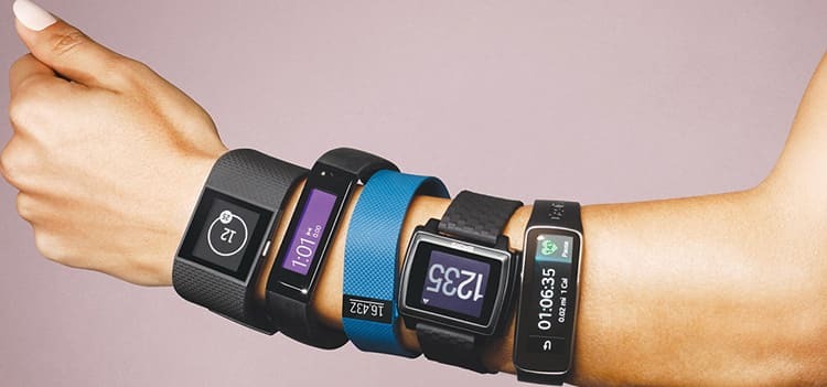 Choosing a smart bracelet is not easy. Some are not suitable for running or other workouts at all.