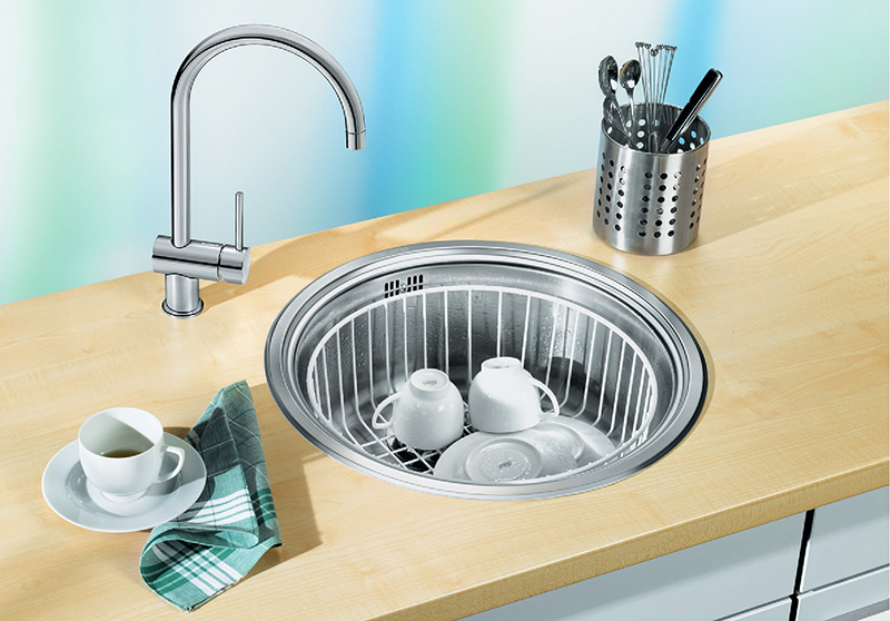 Features of caring for a stainless steel sink