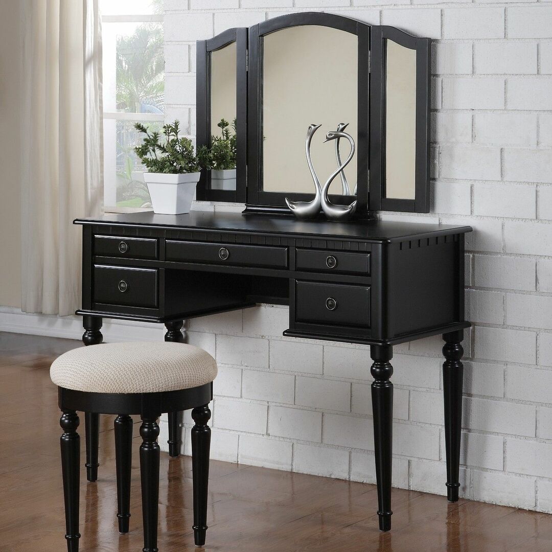 dressing table in the hallway photo