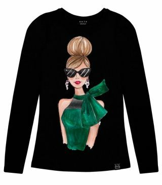 Longsleeve with print Girl with a green bow