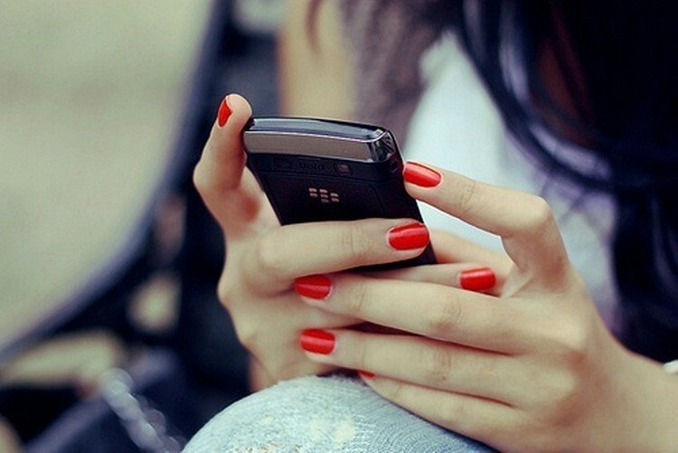 Ifølge eksperter sendes de fleste meldingene fra en trykknappstelefon.