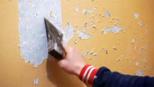 Cómo quitar correctamente la pintura de las paredes: pasos y acabado