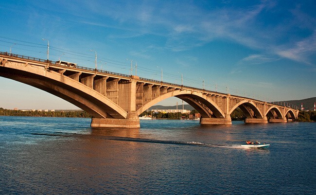 Topp 10 De lengste broene i Russland