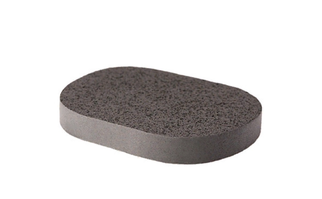 Charcoal sponge for washing, 01 oval