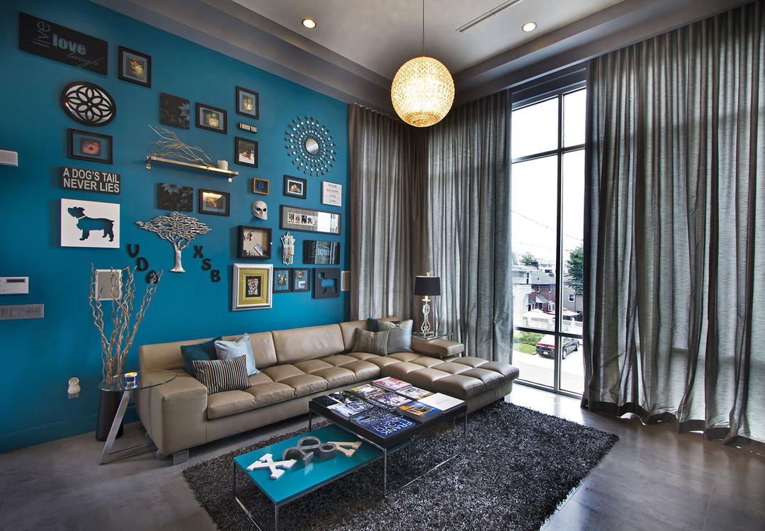 dzīvojamās istabas interjers zilos toņos
