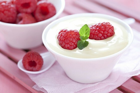Výroba jogurtu: domácí recepty pro výrobce jogurtů, termosky, multivarko