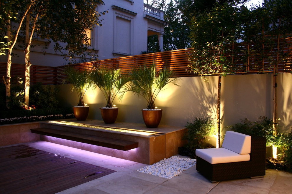 Lighting on the patio area of ​​5 acres