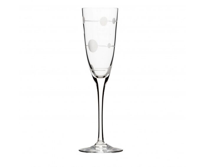 Diamax vinglass koster omtrent 1500 rubler for et standard sett med 6 stykker
