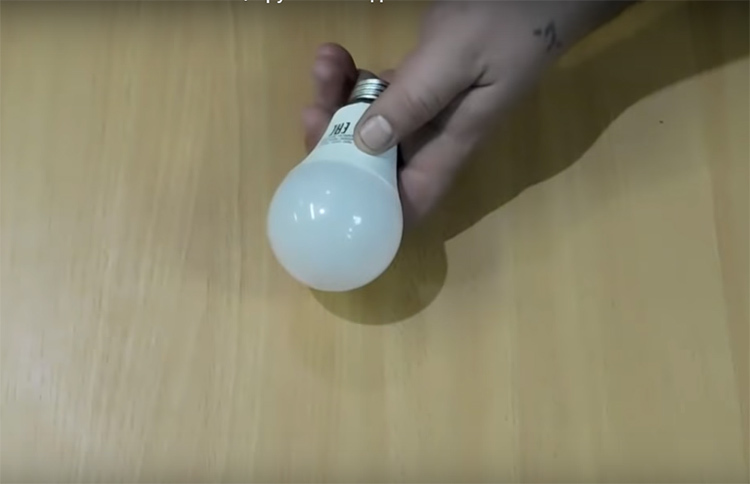 💡 Hvad kan der gøres fra en gammel LED -lampe