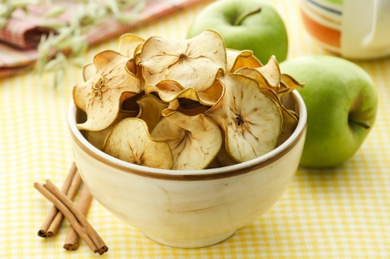 Nie tylko ziemniaki: 7 produktów spożywczych, z których możesz zrobić chrupiące i zdrowe frytki
