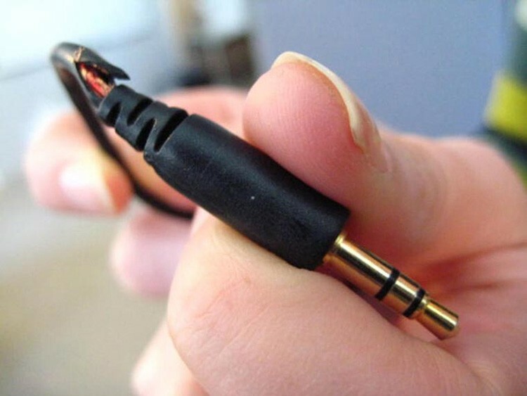 Comment réparer les écouteurs de vos propres mains - méthodes éprouvées