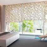 camera da letto design con finestra panoramica