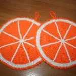 heegeldatud potihoidjad apelsinid