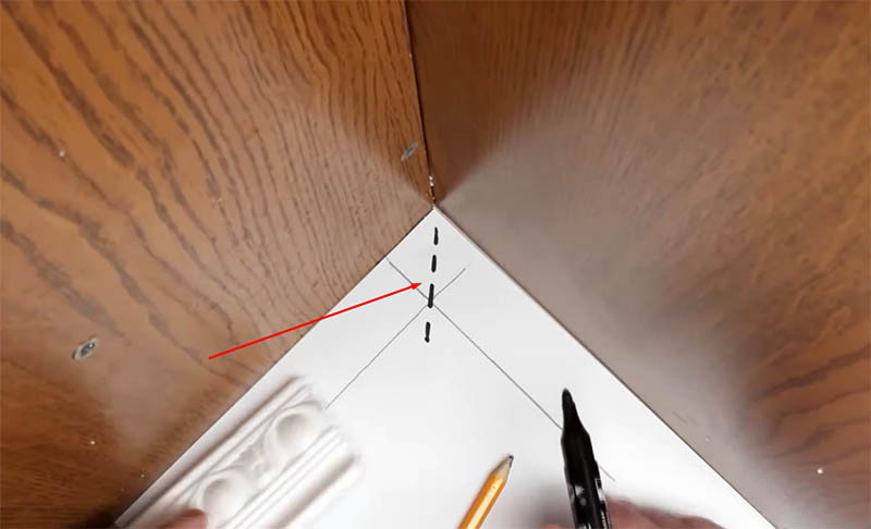 Encaissement à la porte: le moyen le plus simple de couper à 45° même sans expérience, instructions pas à pas, types de plateaux