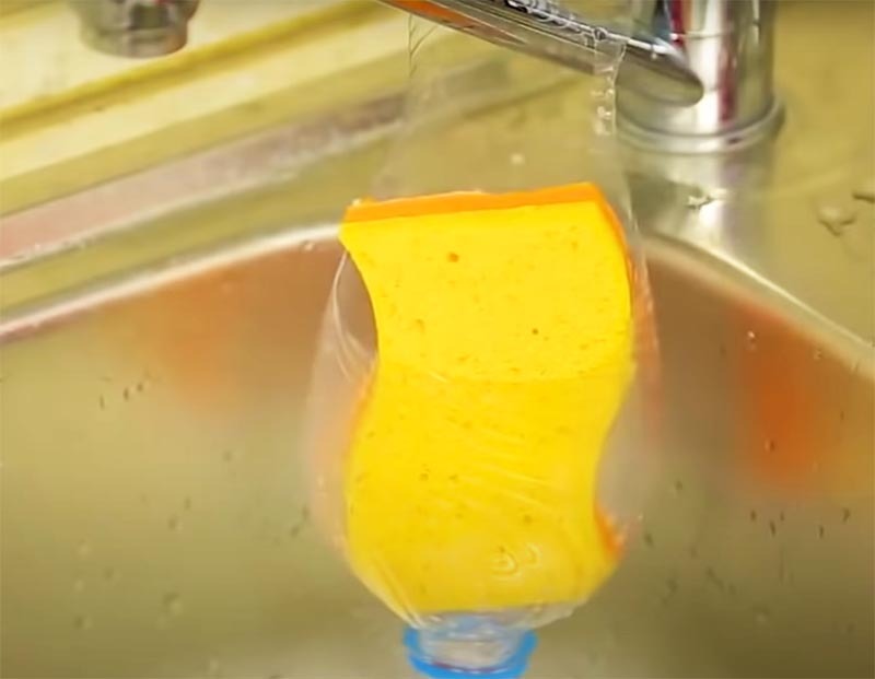 Unusual ideas for using a regular dish sponge