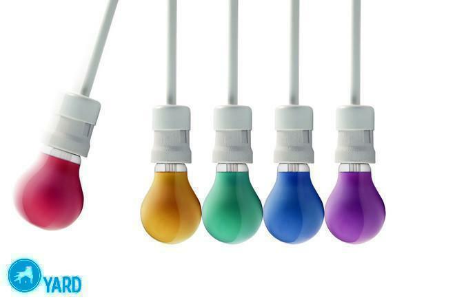 Kaip dažyti elektros lemputę?