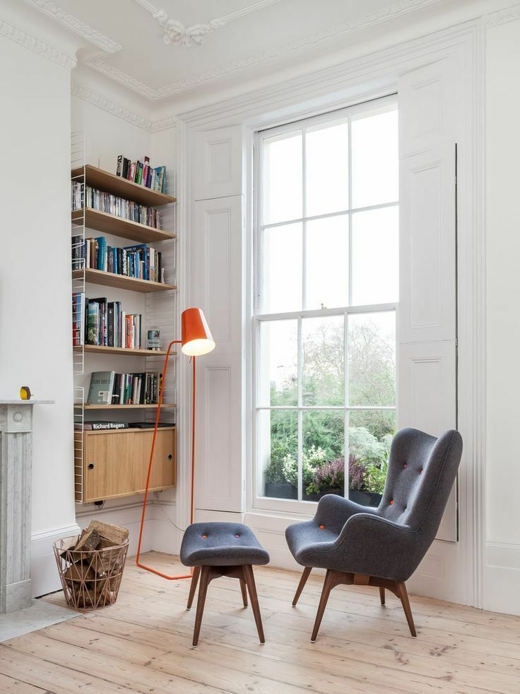 Prostor na čtení v obývacím pokoji