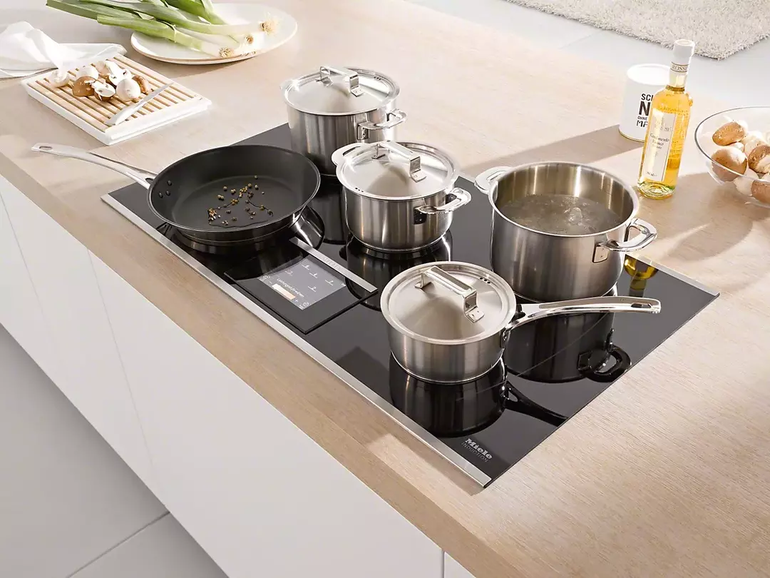 Cookware on the induction hob