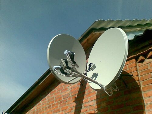 ligação da antena e ajuste do "Tricolor TV" por conta própria
