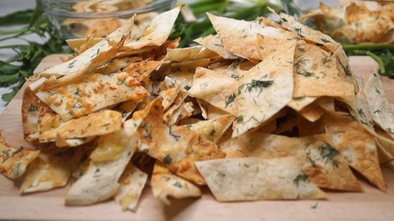 Not Just Potatoes: 7 Foods You Can Make Crunchy & Healthy Chips