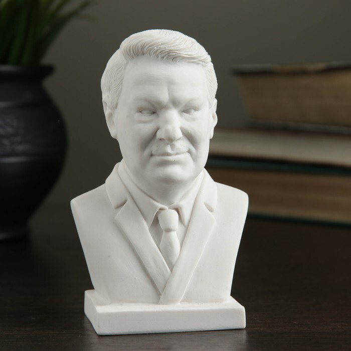 Souvenir bust of s. esenin white 12x10cm t0379: prices from 210 ₽ buy inexpensively in the online store