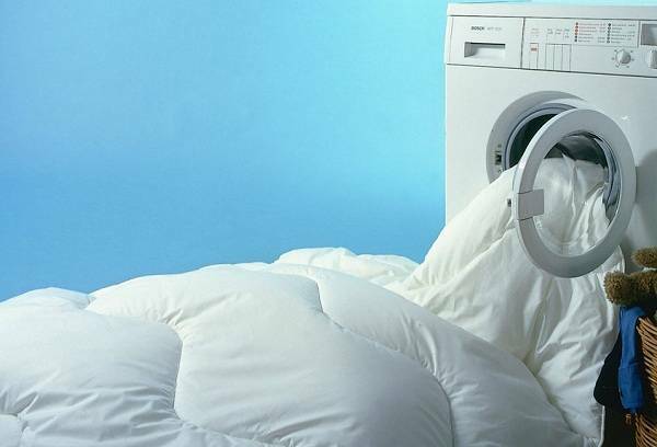 Is it possible to wash a duvet in a washing machine and how to do it correctly?