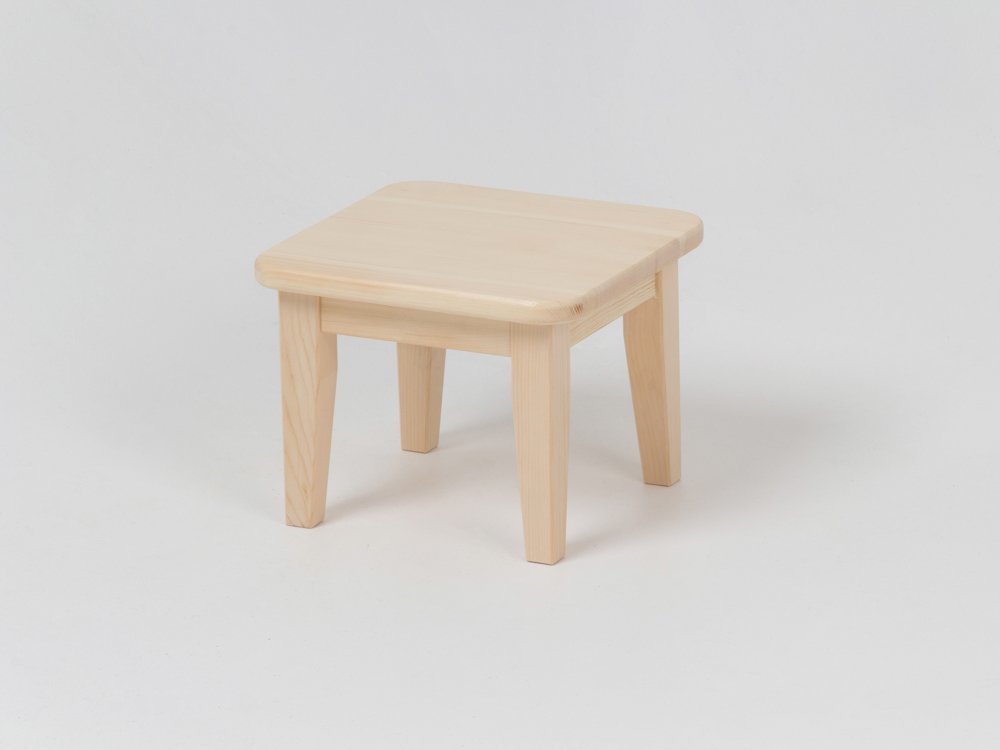 drewniany stołek dla dzieci