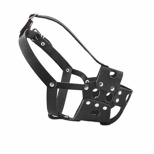 Muzzle for dogs 4 DARELL cut-out No. B-2 with a collar fastener (boxer male)