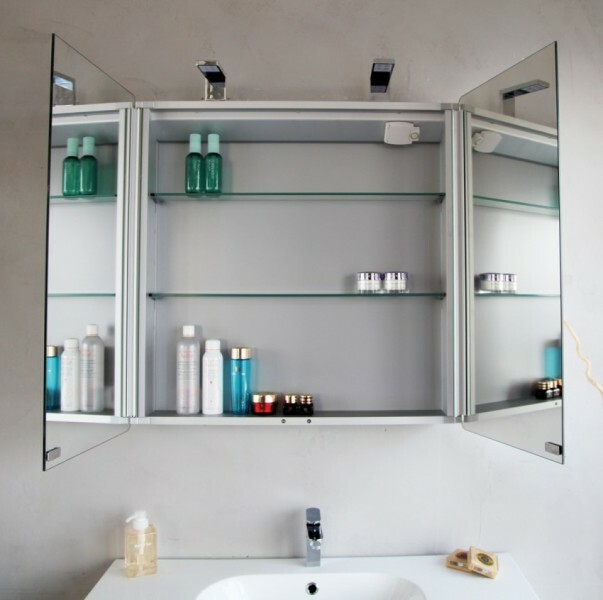 speilskap på badet