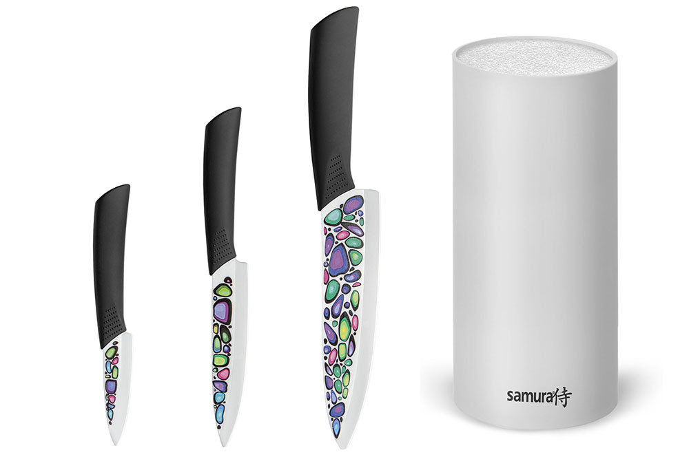 Set of 3 Mikadzo Imari ceramic kitchen knives and brush stands