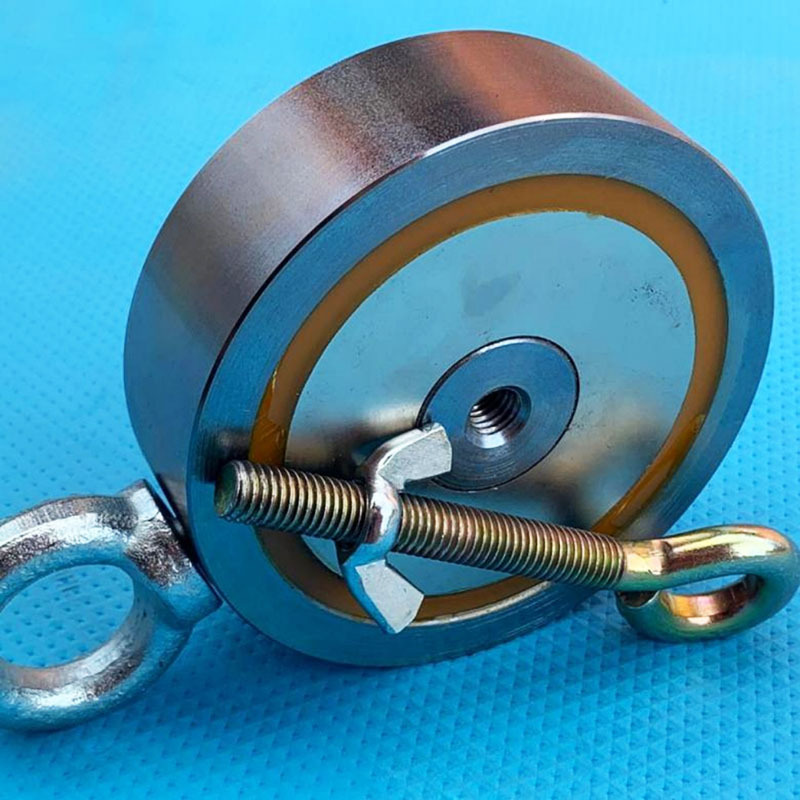 Naudojant magnetą traukti kabelį į gofruotę, yra gana originalus sprendimas.