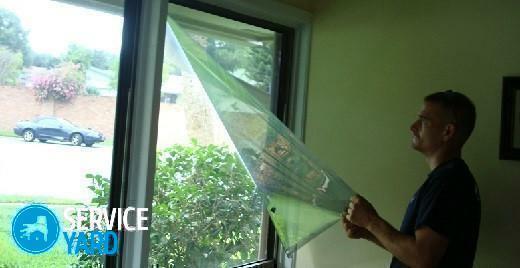 Como remover o protetor solar da janela?